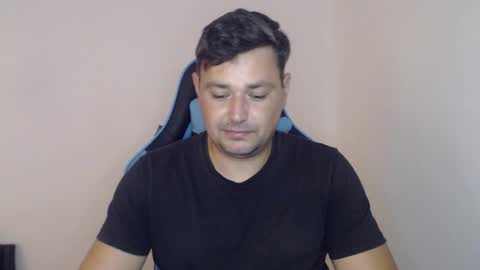 Snapshot of just_a_nice_guy_27 chatting on October 21, 11:22 am Alex online show from October 21, 11:22 am