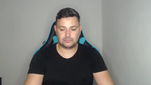 Snapshot of just_a_nice_guy_27 chatting on November 10, 11:31 am Alex online show from November 10, 11:31 am