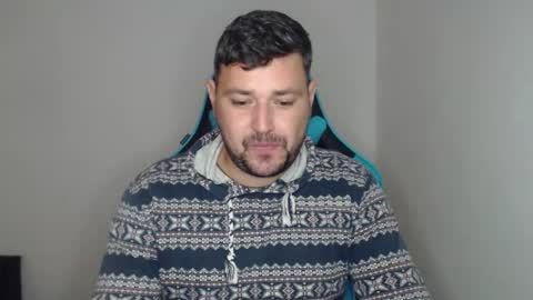 Snapshot of just_a_nice_guy_27 chatting on November 20, 11:32 am Alex online show from November 20, 11:32 am