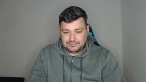 Snapshot of just_a_nice_guy_27 chatting on November 30, 11:25 am Alex online show from November 30, 11:25 am