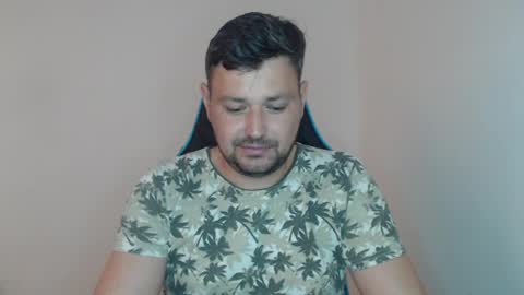 Alex online show from April 5, 11:18 am