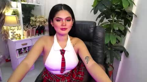 MY IG aleahgomez17 online show from November 3, 3:35 pm