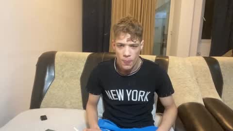 just_alexx12 online show from January 17, 10:12 pm