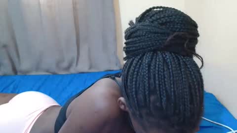 just ebonee online show from October 22, 11:10 am