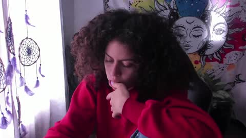 Sofia online show from February 5, 6:37 pm