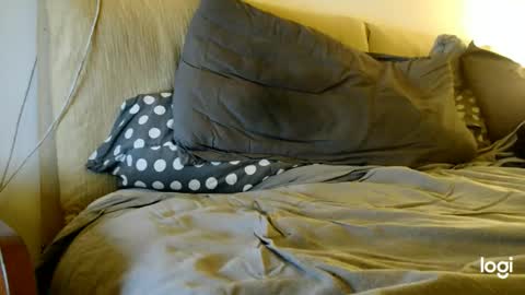 Just marlon online show from December 7, 11:23 pm