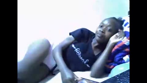 Snapshot of just_nuru chatting on January 19, 7:26 pm just_nuru online show from January 19, 7:26 pm