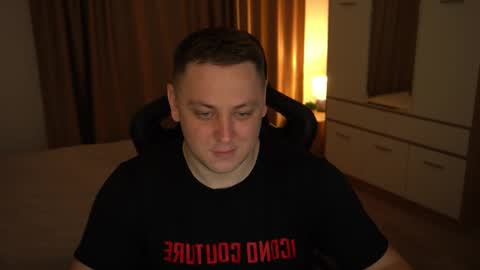 Snapshot of just_top chatting on October 7, 7:22 pm David online show from October 7, 7:22 pm