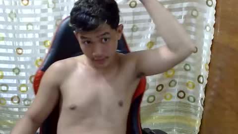 Cyril online show from February 21, 8:43 pm