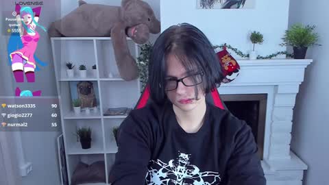 Snapshot of justin_twinkboy chatting on January 8, 2:46 am JUSTIN online show from January 8, 2:46 am