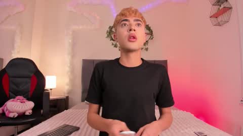 Justin online show from November 4, 11:31 am