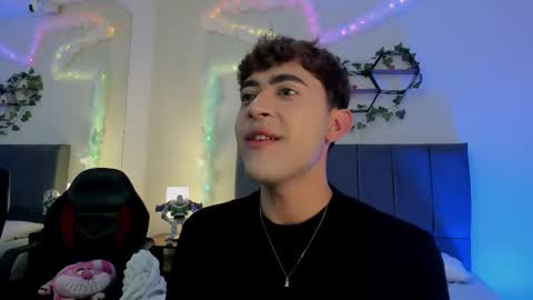 Justin online show from January 15, 11:15 am