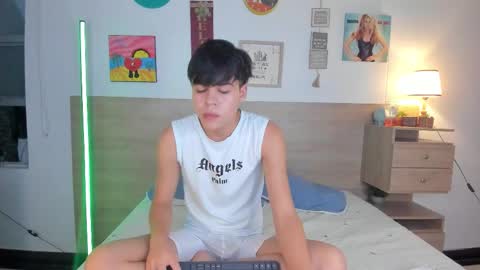 Snapshot of justinbiler chatting on October 14, 12:50 pm Justin online show from October 14, 12:50 pm