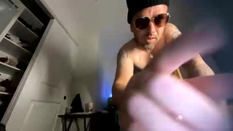 Snapshot of justindebondt202328563 chatting on October 10, 10:36 am justindebondt202328563 online show from October 10, 10:36 am