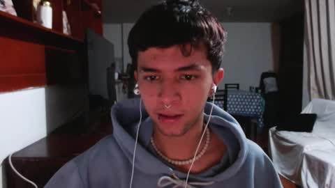 Snapshot of justine_ad chatting on October 17, 5:10 am Justine online show from October 17, 5:10 am