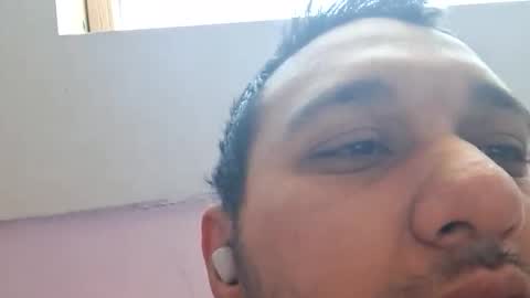 Snapshot of justingodla20 chatting on December 3, 11:08 am justingodla20 online show from December 3, 11:08 am