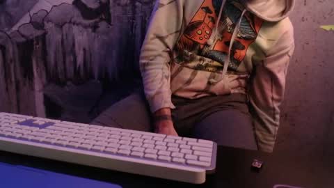 justinmoore1987 online show from December 14, 8:56 am