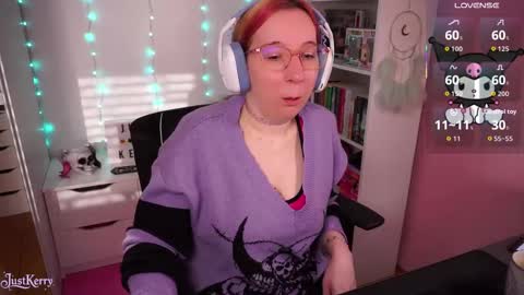 Snapshot of justkerryx chatting on November 6, 8:37 am Kerry online show from November 6, 8:37 am