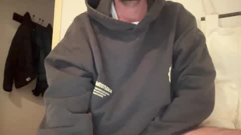 justmeandyou00 online show from November 3, 3:46 pm