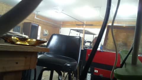 Snapshot of justmeohio chatting on October 24, 6:48 pm justmeohio online show from October 24, 6:48 pm