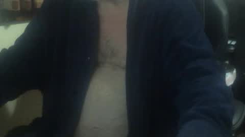 Snapshot of justmeohio chatting on December 4, 3:27 am justmeohio online show from December 4, 3:27 am