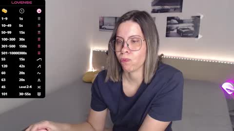 Julie online show from March 1, 4:58 am