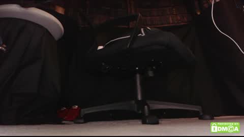 M. Dean online show from April 8, 7:03 pm