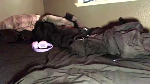 Snapshot of justsomenegus chatting on September 15, 10:21 pm Call me Just online show from September 15, 10:21 pm