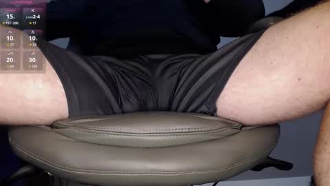 Snapshot of justuraveragedaddy chatting on September 30, 9:09 pm justuraveragebater online show from September 30, 9:09 pm