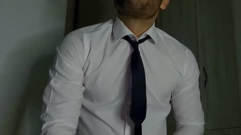 Justin online show from December 5, 6:33 am