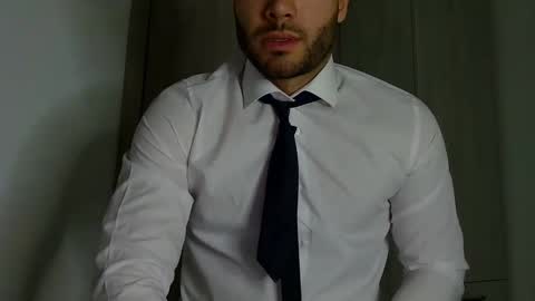 Justin online show from December 14, 12:05 am