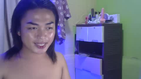 Snapshot of juzzme616899 chatting on January 26, 9:07 pm juzzme616899 online show from January 26, 9:07 pm