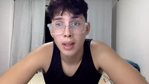 Snapshot of jxbiggy chatting on December 23, 1:03 am jxbiggy online show from December 23, 1:03 am