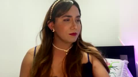 KIM  online show from February 20, 6:06 am