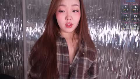 Amely online show from December 2, 4:40 am