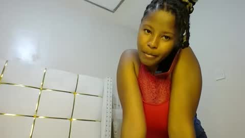 Snapshot of kadime001 chatting on February 5, 6:04 pm kadime online show from February 5, 6:04 pm
