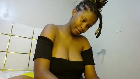 Snapshot of kadime001 chatting on February 9, 5:43 pm kadime online show from February 9, 5:43 pm