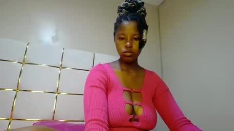 Snapshot of kadime001 chatting on February 18, 7:09 pm kadime online show from February 18, 7:09 pm