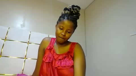 Snapshot of kadime001 chatting on February 19, 8:52 pm kadime online show from February 19, 8:52 pm