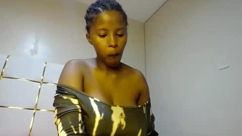 Snapshot of kadime001 chatting on February 21, 7:32 pm kadime online show from February 21, 7:32 pm