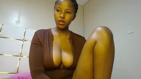 Snapshot of kadime001 chatting on February 22, 9:04 pm kadime online show from February 22, 9:04 pm