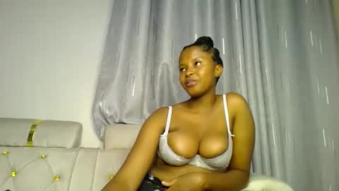 Snapshot of kadime001 chatting on March 6, 12:54 am kadime online show from March 6, 12:54 am