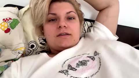 Kaelia and Daniel online show from September 28, 11:26 am