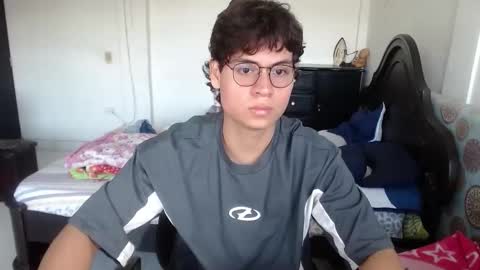 Snapshot of kafer_1022 chatting on December 3, 6:06 pm kafer online show from December 3, 6:06 pm