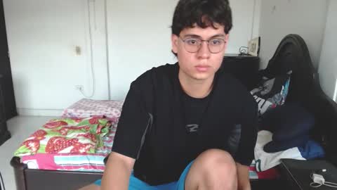 kafer online show from February 20, 7:03 pm