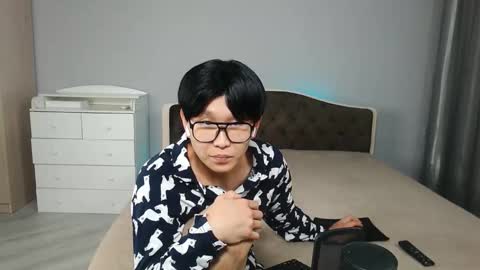 Snapshot of kai_chicken chatting on December 14, 10:58 pm Kai Chicken online show from December 14, 10:58 pm