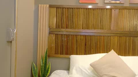 kaiawhite online show from March 17, 8:12 pm