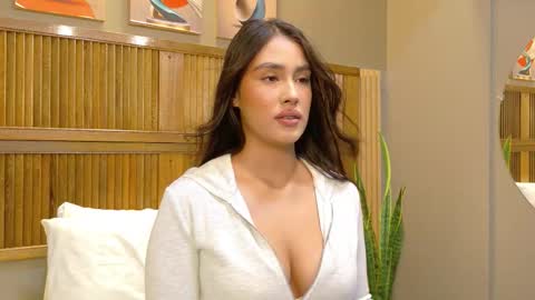 kaiawhite online show from March 18, 10:02 pm