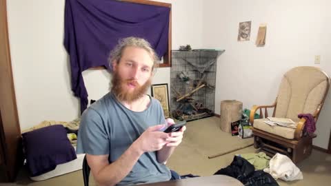 Snapshot of kaiku77 chatting on December 30, 7:59 am Kaiku77 online show from December 30, 7:59 am