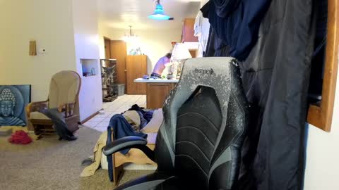 Snapshot of kaiku77 chatting on October 4, 4:43 am Kaiku77 online show from October 4, 4:43 am